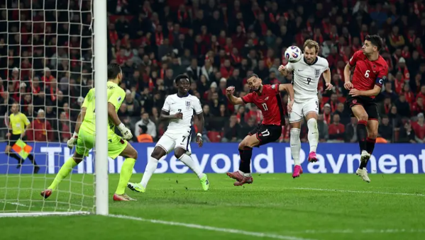 สิงโตทุบ